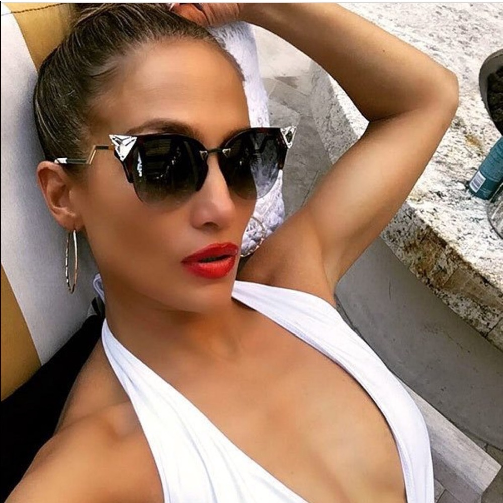 FENDI Cat Eye Sunglasses